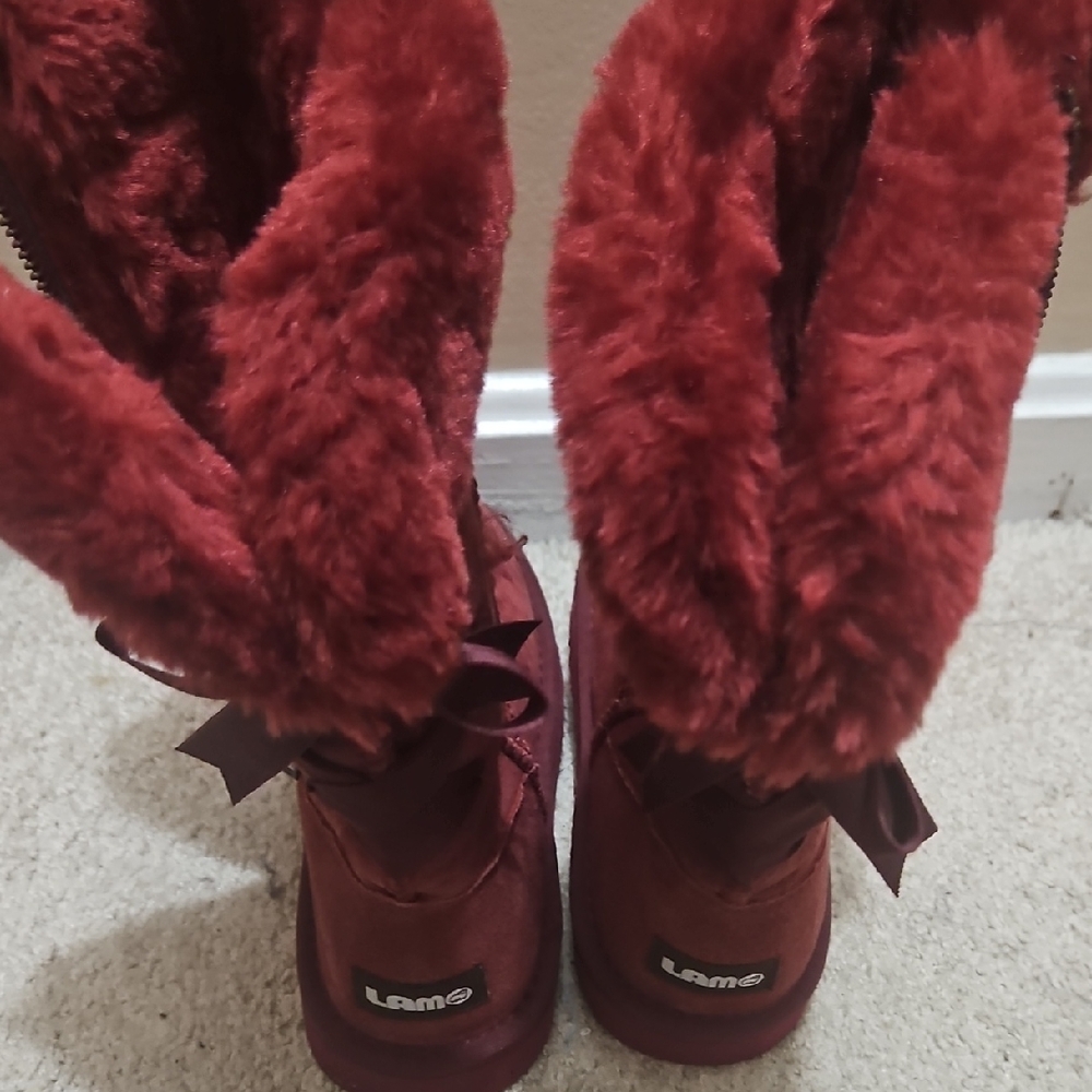 Lamo Burgundy Fur Boots